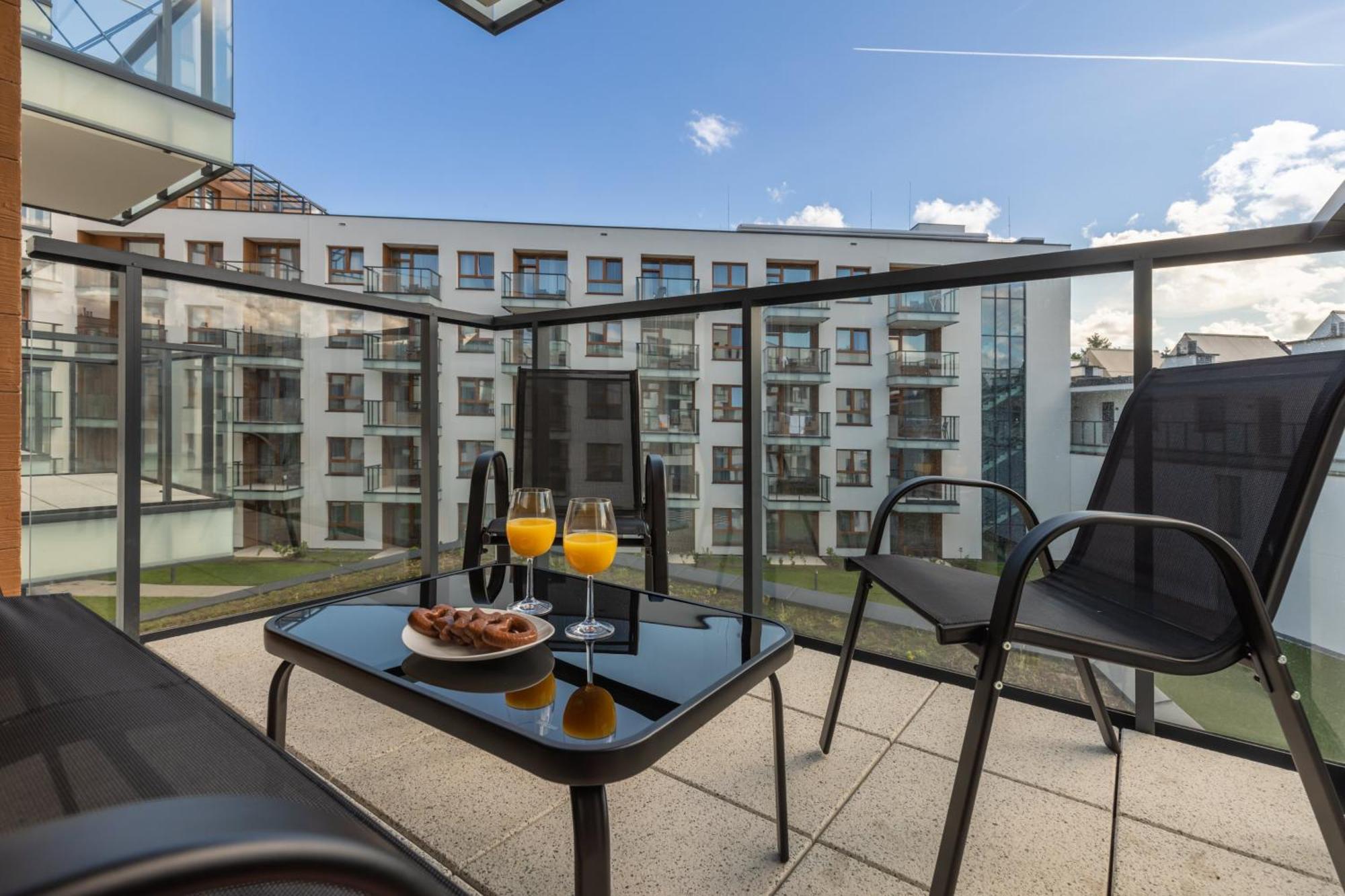 Sun & Beach Apartments Bel Mare With Parking By Noclegi Renters Miedzyzdroje Exterior foto
